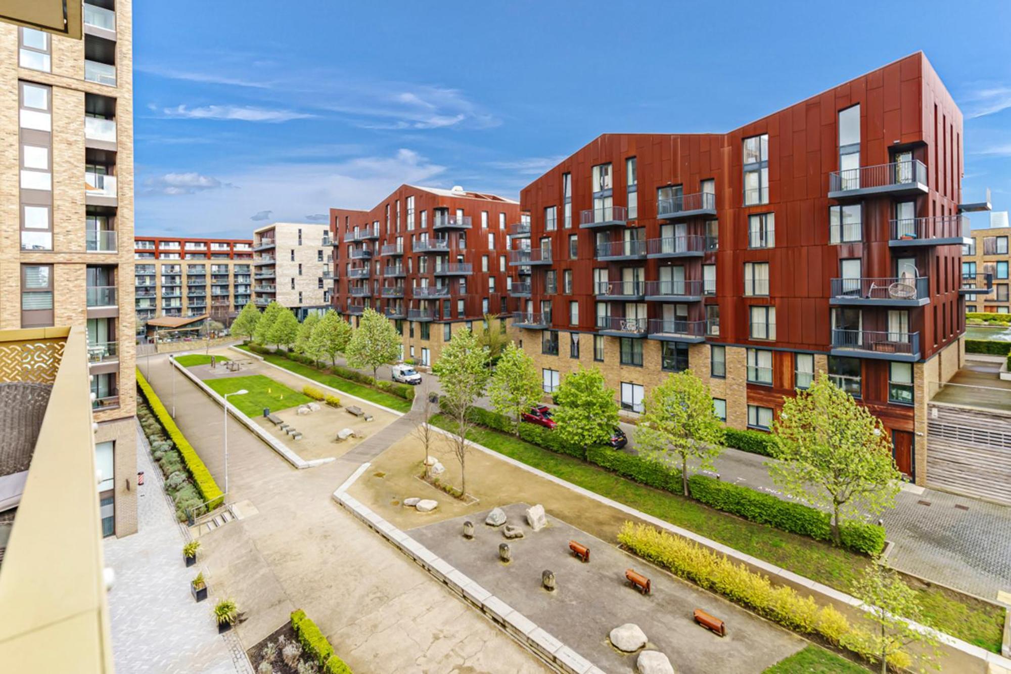 Stylish Surrey Quays Apartment - 10 Mins From Station Londen Buitenkant foto
